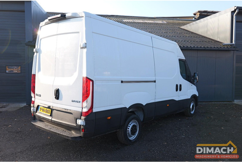 Iveco 35S16 Iveco Daily 35S16 L2H2 NL car TOP!! - Furgão: foto 2 Iveco 35S16 Iveco Daily 35S16 L2H2 NL car TOP!! - Furgão: foto 2