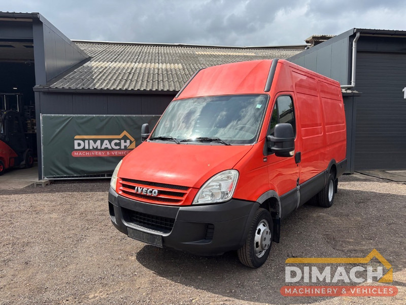Iveco Daily 35C L2H2 85kW Dubbellucht, double air tyres - Furgão: foto 1 Iveco Daily 35C L2H2 85kW Dubbellucht, double air tyres - Furgão: foto 1