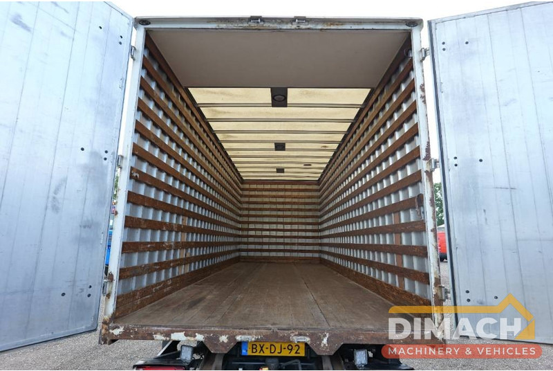 MAN TGM 12.290 wissellaadbak laadklep -loadlift MAN TGM met renova wissel laaldbak systeem ( BDF ) airco TOP !!verhuiswagen - Camião furgão: foto 5 MAN TGM 12.290 wissellaadbak laadklep -loadlift MAN TGM met renova wissel laaldbak systeem ( BDF ) airco TOP !!verhuiswagen - Camião furgão: foto 5
