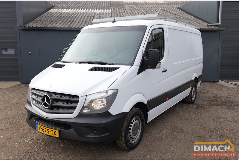 Mercedes-Benz Sprinter L2H1 Sprinter 213 CDI - trekhaak - imperial - 3 persoons cabine TOP!! - Furgão compacto: foto 1 Mercedes-Benz Sprinter L2H1 Sprinter 213 CDI - trekhaak - imperial - 3 persoons cabine TOP!! - Furgão compacto: foto 1
