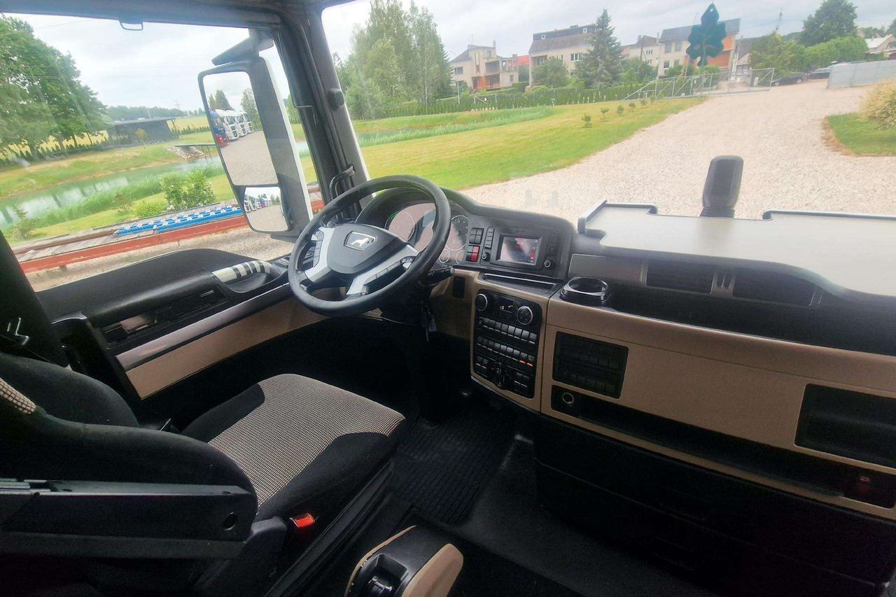 Camião transportador de contêineres/ Caixa móvel MAN TGX 26.420: foto 12