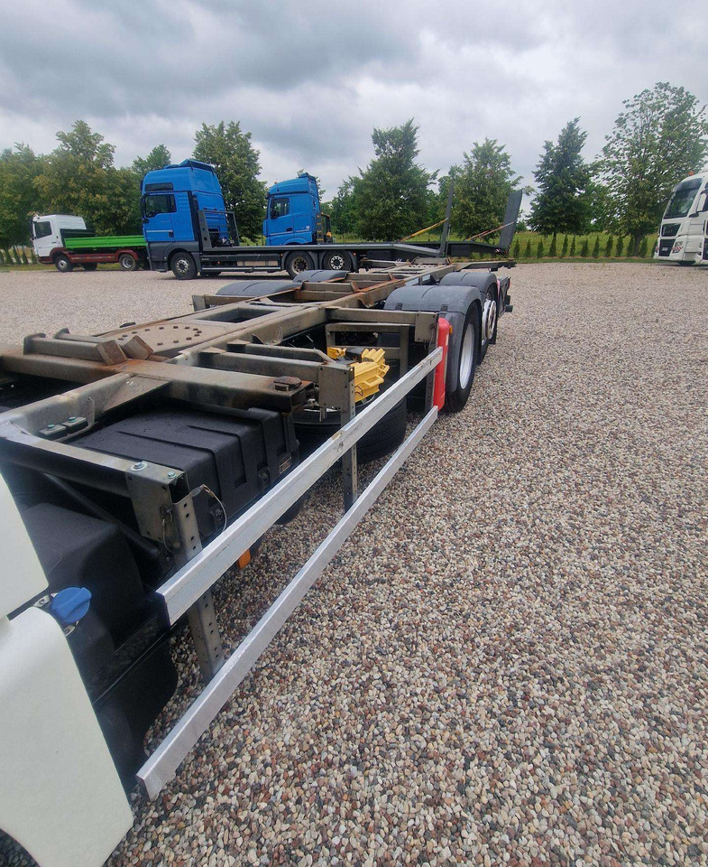 Camião transportador de contêineres/ Caixa móvel MAN TGX 26.420: foto 8