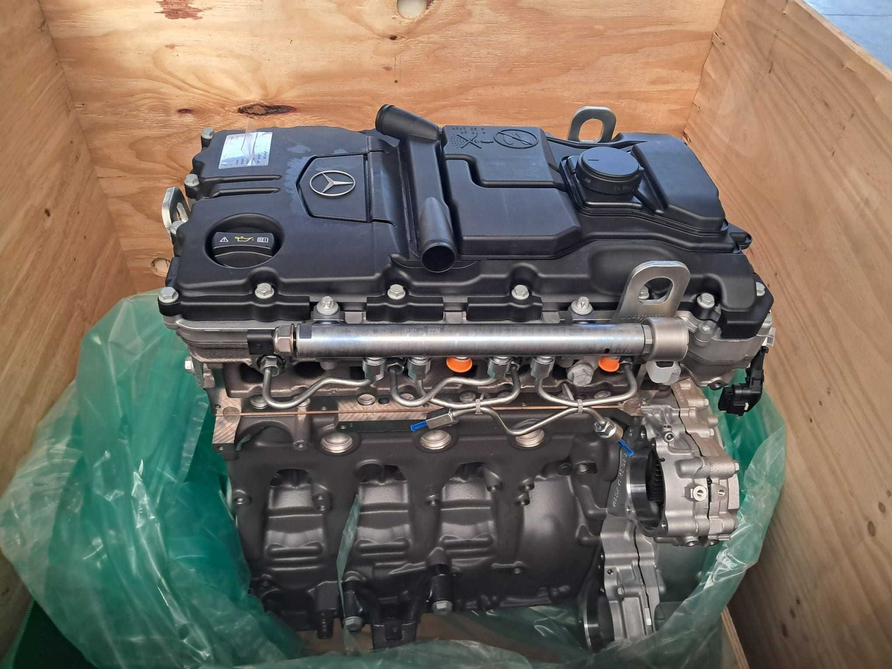 Silnik Mercedes om 934.978 Nowy. MTU Ropa Bell Deutz - Motor: foto 1 Silnik Mercedes om 934.978 Nowy. MTU Ropa Bell Deutz - Motor: foto 1