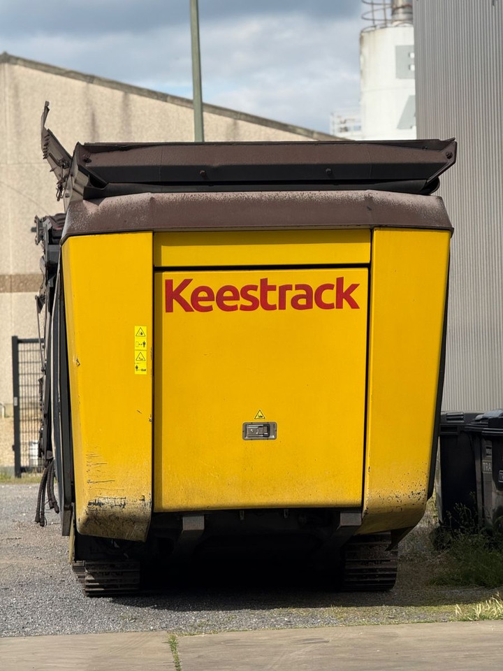 KEESTRACK R3H Mobile Brecheranlage mit Siebmodul - Britador de impacto: foto 3 KEESTRACK R3H Mobile Brecheranlage mit Siebmodul - Britador de impacto: foto 3