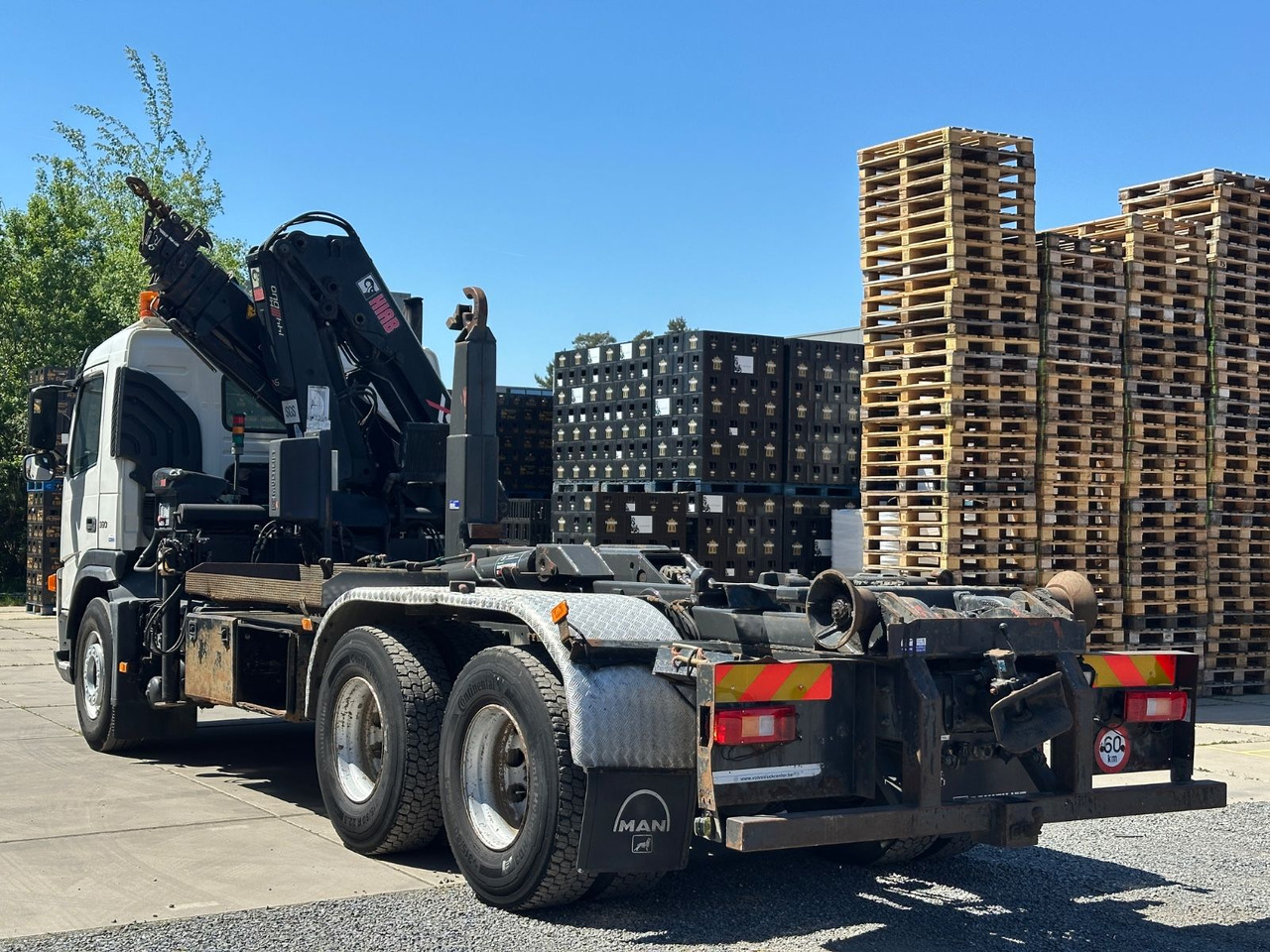 Volvo FM12 380 Hiab 144E-3 - Camião polibenne: foto 5 Volvo FM12 380 Hiab 144E-3 - Camião polibenne: foto 5