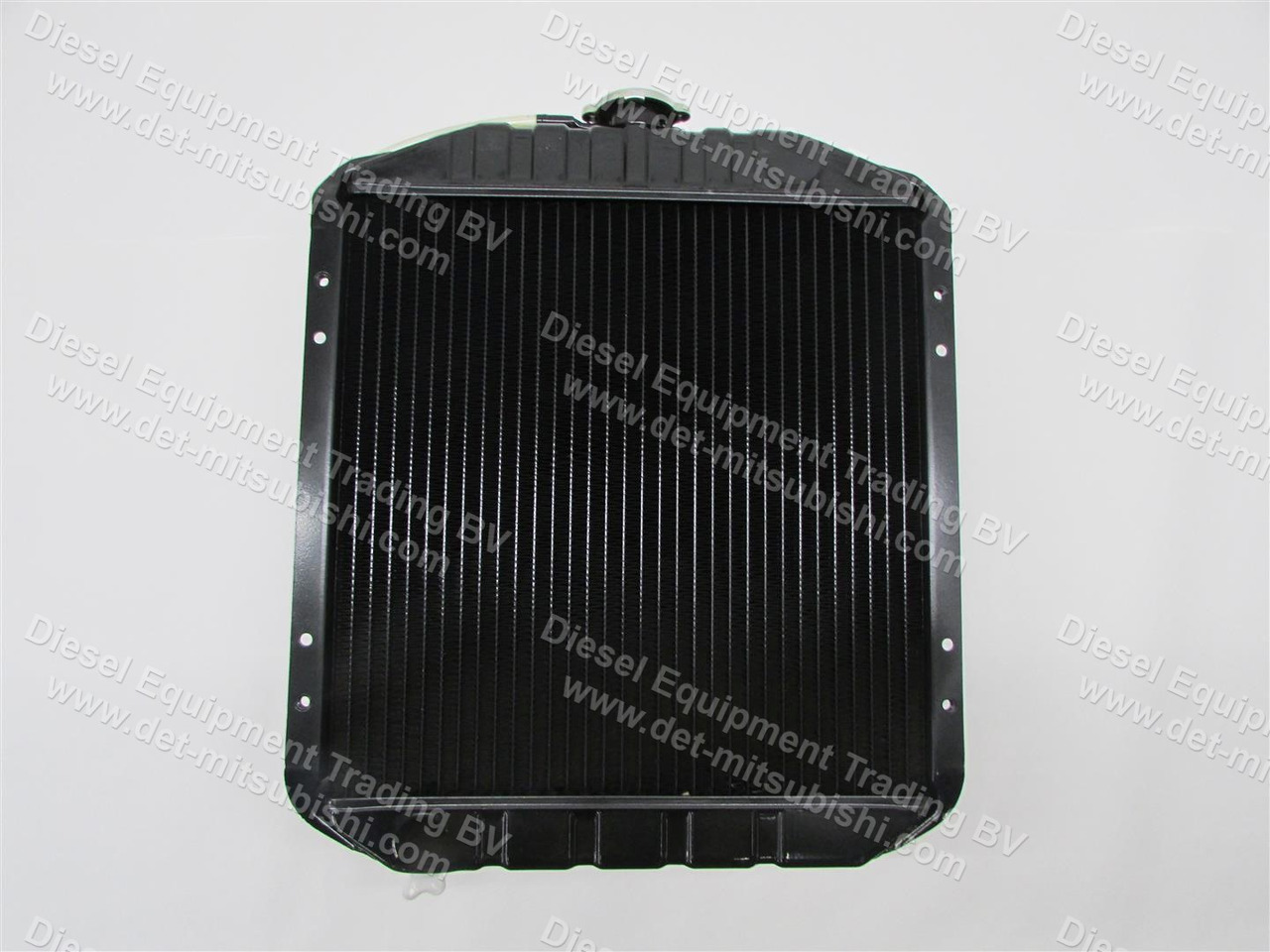 MITSUBISHI RADIATOR ASM; WATER S3L2 (COPPER) - Radiador para Equipamento industrial: foto 2 MITSUBISHI RADIATOR ASM; WATER S3L2 (COPPER) - Radiador para Equipamento industrial: foto 2