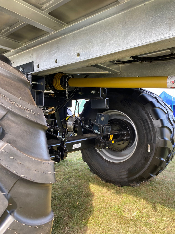 Espalhador de estrume novo Auto-Agro Mistreuer / Manure spreader / Epandeur à fumier / Rimorchio spandiconcime / Abonadora / Разбрасыватель органических удобрений / Rozrzutnik obornika Tandem N268: foto 17