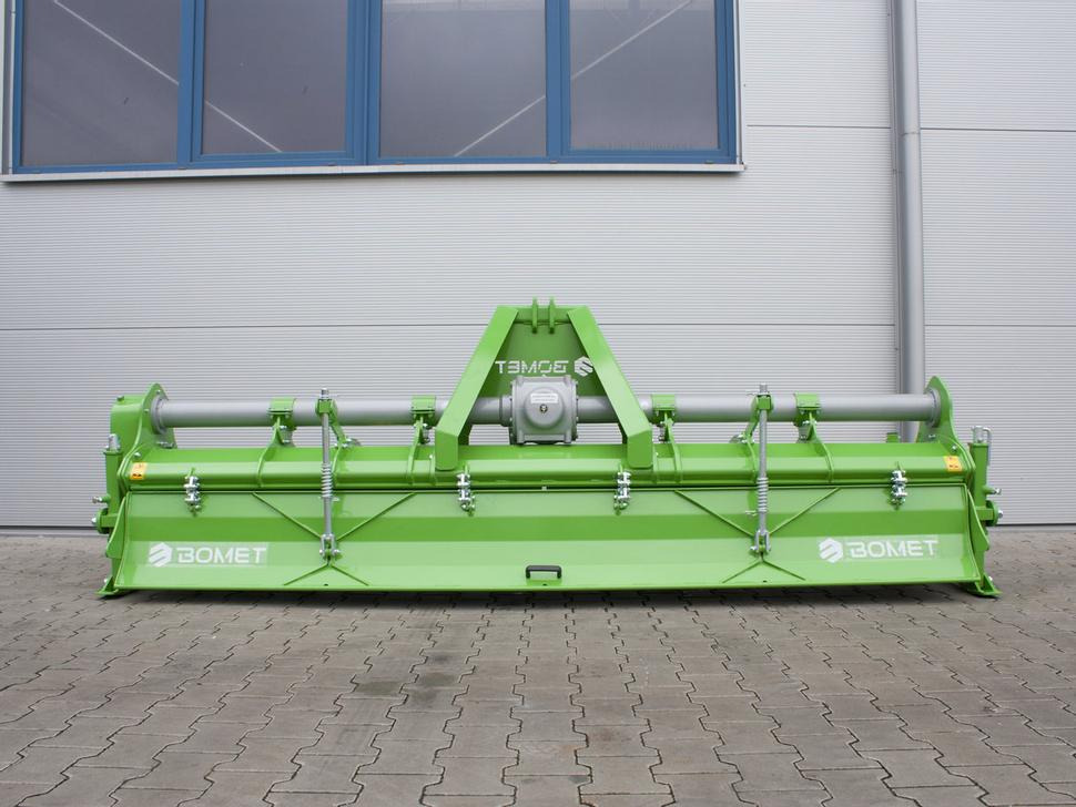 Bomet Bodenfräsen / Rotary tiller / Rotavator / Vangatrice / Desgarrador / Роторный культиватор / Glebogryzarka 3 m - Fresa agrícola: foto 3 Bomet Bodenfräsen / Rotary tiller / Rotavator / Vangatrice / Desgarrador / Роторный культиватор / Glebogryzarka 3 m - Fresa agrícola: foto 3