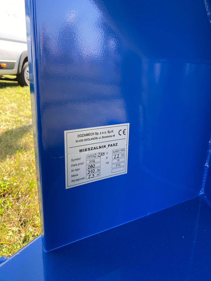 Equipamento de gado novo Dozamech Getreidemischanlage / Feed mixer / Melangeuse de fourrage / Miscelatore di mangime / Кормосмеситель / Mieszalnik H-033/2 1000 kg: foto 9 Equipamento de gado novo Dozamech Getreidemischanlage / Feed mixer / Melangeuse de fourrage / Miscelatore di mangime / Кормосмеситель / Mieszalnik H-033/2 1000 kg: foto 9