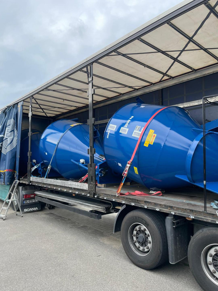 Equipamento de gado novo Dozamech Getreidemischanlage / Feed mixer / Melangeuse de fourrage / Miscelatore di mangime / Кормосмеситель / Mieszalnik H-033/2 1000 kg: foto 22 Equipamento de gado novo Dozamech Getreidemischanlage / Feed mixer / Melangeuse de fourrage / Miscelatore di mangime / Кормосмеситель / Mieszalnik H-033/2 1000 kg: foto 22