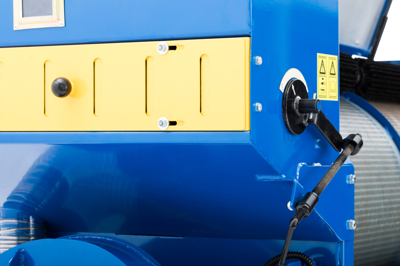 Dozamech Getreidereingier / Grain cleaner / Nettoyeur de céréales / Limpiadora de tambor para cerea / Pulitrice a tamburo per cereali / Барабанный очиститель для зерновых культур / Czyszczalnia bębnowa do zbóż - Limpador de cereais: foto 4 Dozamech Getreidereingier / Grain cleaner / Nettoyeur de céréales / Limpiadora de tambor para cerea / Pulitrice a tamburo per cereali / Барабанный очиститель для зерновых культур / Czyszczalnia bębnowa do zbóż - Limpador de cereais: foto 4