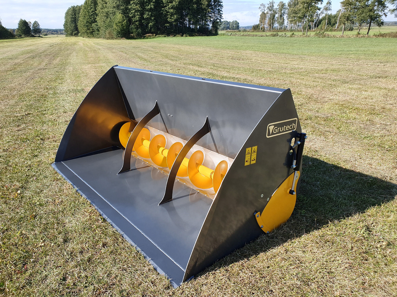Grutech Futterverteiler / Bucket with screw / Godet avec vis / Cazo con sinfín / Benna con coclea / Ковш со шнеком / Łyżka ze ślimakiem 1,6 m - Balde carregador para Máquina agrícola: foto 1 Grutech Futterverteiler / Bucket with screw / Godet avec vis / Cazo con sinfín / Benna con coclea / Ковш со шнеком / Łyżka ze ślimakiem 1,6 m - Balde carregador para Máquina agrícola: foto 1