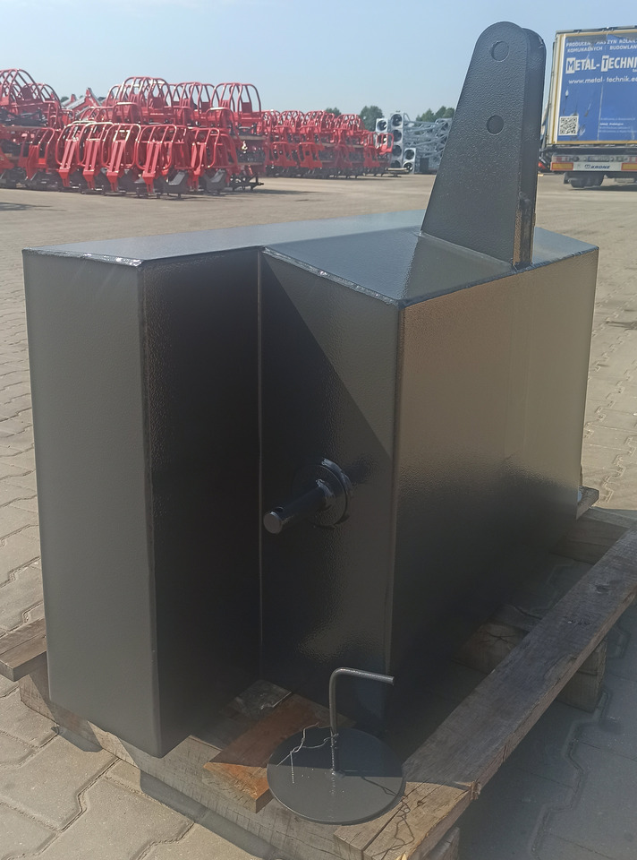 METAL-TECHNIK Betongewicht / Ballast / Masse / Zavorra / Утяжелитель / Obciążnik 800 kg - Contrapeso para Trator: foto 5 METAL-TECHNIK Betongewicht / Ballast / Masse / Zavorra / Утяжелитель / Obciążnik 800 kg - Contrapeso para Trator: foto 5