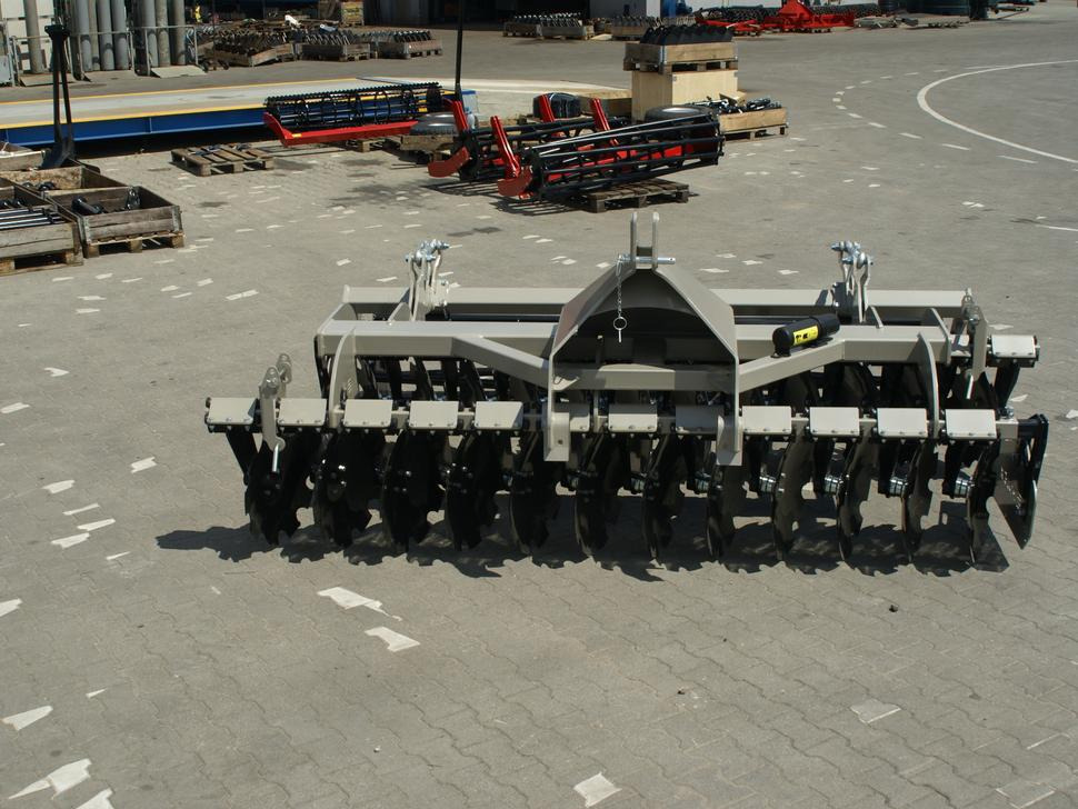 ROLEX Scheibenegge / Disc harrow / Dechaumeur à disques / Erpice a dischi / Дисковая борона / Brona talerzowa 3 m - Grades de discos: foto 4 ROLEX Scheibenegge / Disc harrow / Dechaumeur à disques / Erpice a dischi / Дисковая борона / Brona talerzowa 3 m - Grades de discos: foto 4