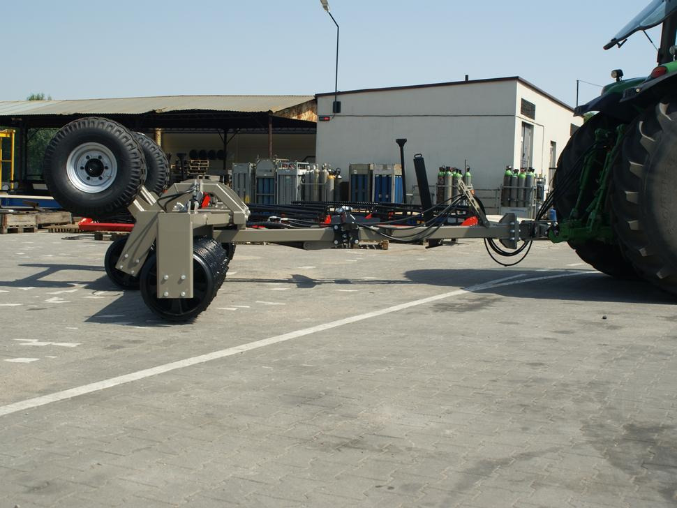 Locação financeira de Rolex Ackerwalze / Sowing roller / Rouleau Cambridge / Attrezzi per rullatura / Rodillo / Посевной каток / Wał posiewny 6,3 m Rolex Ackerwalze / Sowing roller / Rouleau Cambridge / Attrezzi per rullatura / Rodillo / Посевной каток / Wał posiewny 6,3 m: foto 13