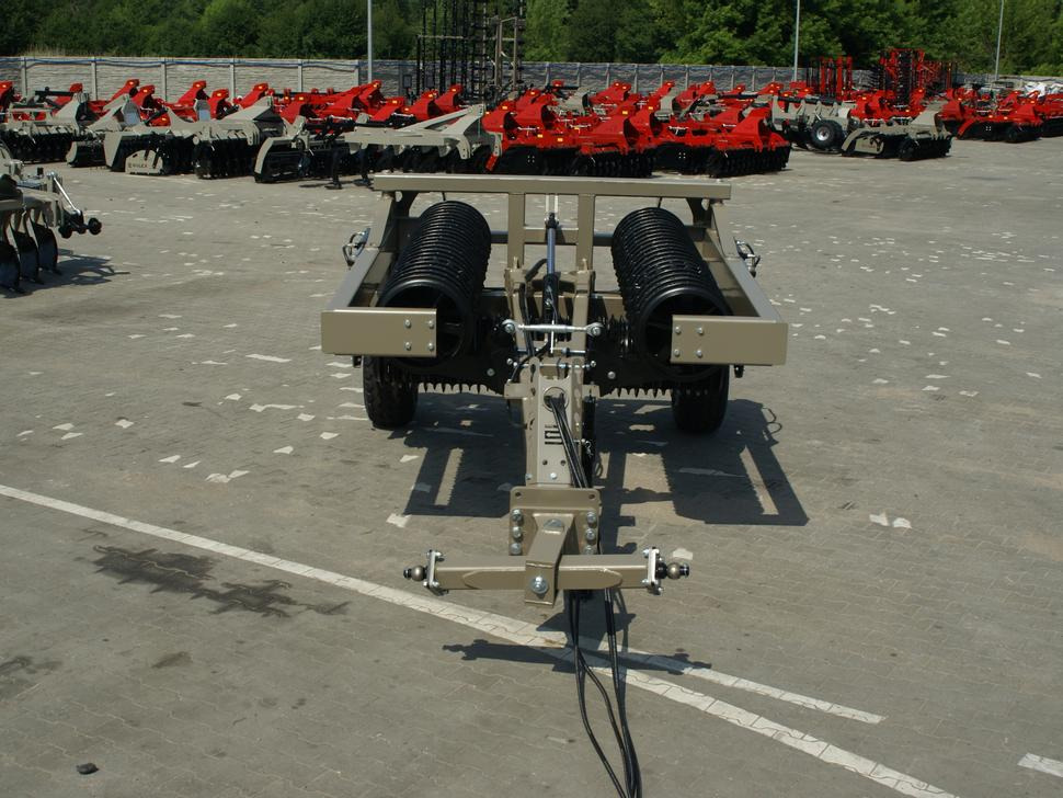 Locação financeira de Rolex Ackerwalze / Sowing roller / Rouleau Cambridge / Attrezzi per rullatura / Rodillo / Посевной каток / Wał posiewny 6,3 m Rolex Ackerwalze / Sowing roller / Rouleau Cambridge / Attrezzi per rullatura / Rodillo / Посевной каток / Wał posiewny 6,3 m: foto 20