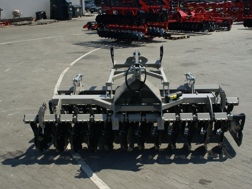 Rolex Scheibenegge / Disc harrow with hydropack / Déchaumeur à disques avec support semoir / Erpice a dischi / Cultivador de discos con hydropack / Дисковая борона с гидропаком 3 m - Grades de discos: foto 5 Rolex Scheibenegge / Disc harrow with hydropack / Déchaumeur à disques avec support semoir / Erpice a dischi / Cultivador de discos con hydropack / Дисковая борона с гидропаком 3 m - Grades de discos: foto 5