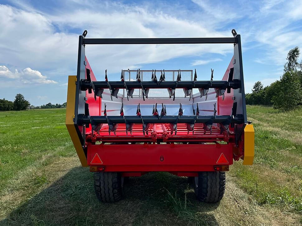 Roltrans Miststreuer / Manure spreader / Epandeur à fumier / Esparcidor de estiércol / Spandiletame / Разбрасыватель органических удобрений/ Rozrzutnik obornika N250/3 LEO 6 t - Espalhador de estrume: foto 4 Roltrans Miststreuer / Manure spreader / Epandeur à fumier / Esparcidor de estiércol / Spandiletame / Разбрасыватель органических удобрений/ Rozrzutnik obornika N250/3 LEO 6 t - Espalhador de estrume: foto 4