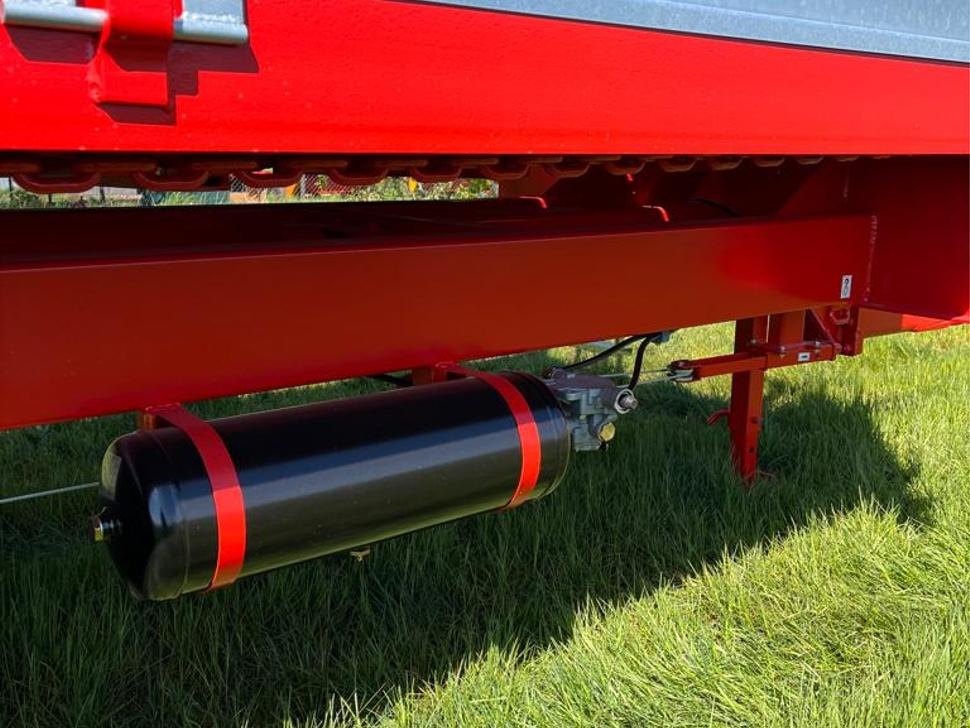 Roltrans Miststreuer / Manure spreader / Épandeur à fumier / Spandiletame / Разбрасыватель органических удобрений / Rozrzutnik obornika N250/32 JAMNIK 8 t - Espalhador de estrume: foto 5 Roltrans Miststreuer / Manure spreader / Épandeur à fumier / Spandiletame / Разбрасыватель органических удобрений / Rozrzutnik obornika N250/32 JAMNIK 8 t - Espalhador de estrume: foto 5