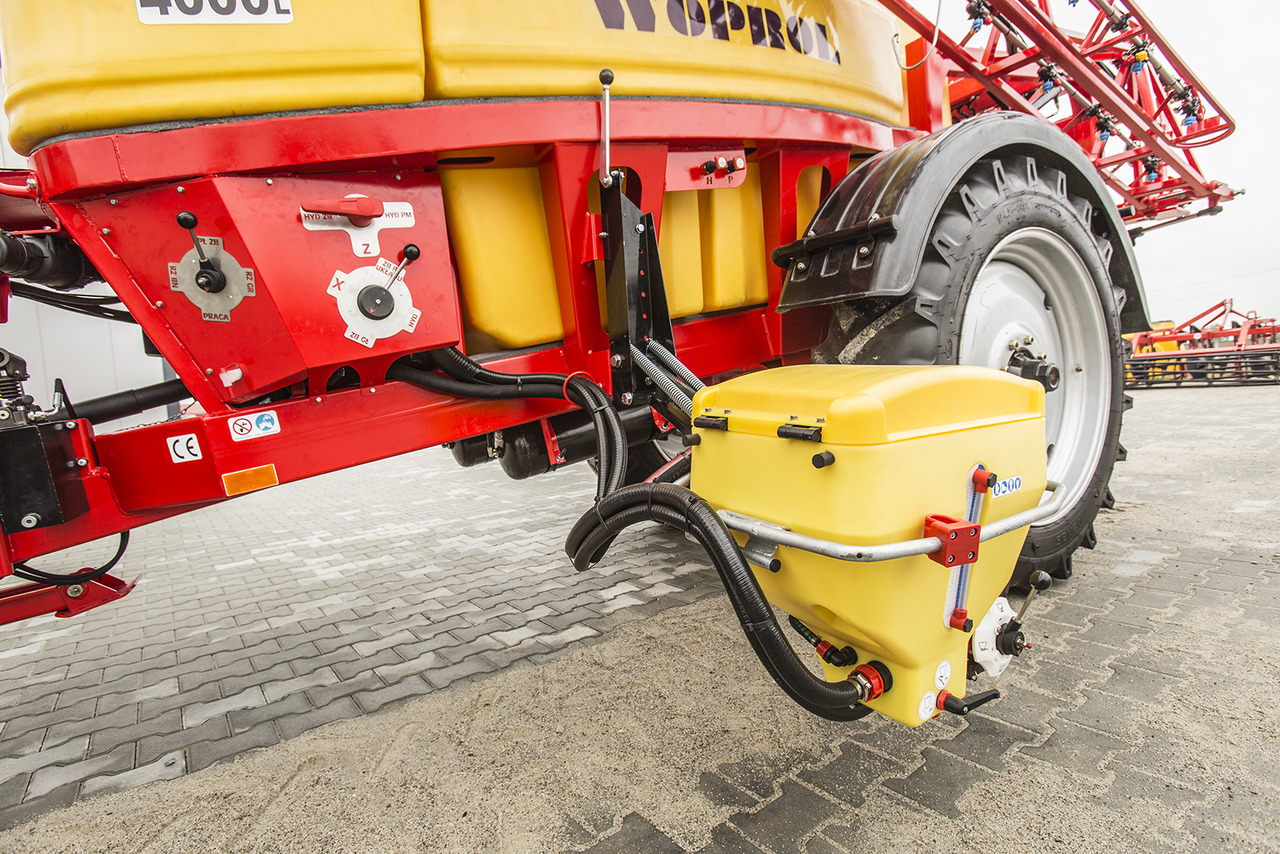 Pulverizador de arrastar novo WOPROL Feldspritze / Sprayer / Pulvérisateur / Opryskiwacz 4000 L: foto 10