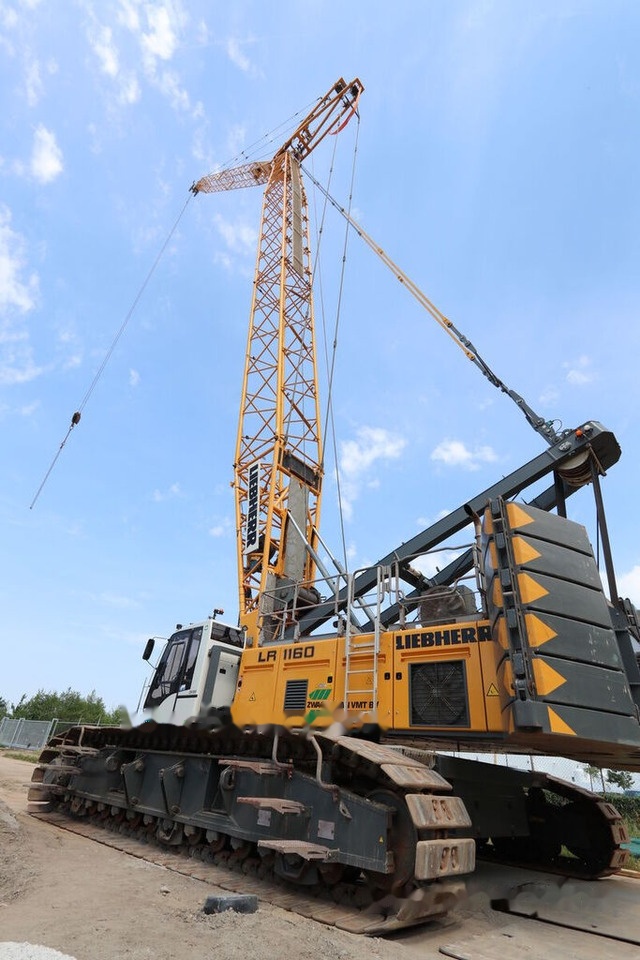 Liebherr LR-1160 - Guindaste sobre esteiras: foto 2 Liebherr LR-1160 - Guindaste sobre esteiras: foto 2