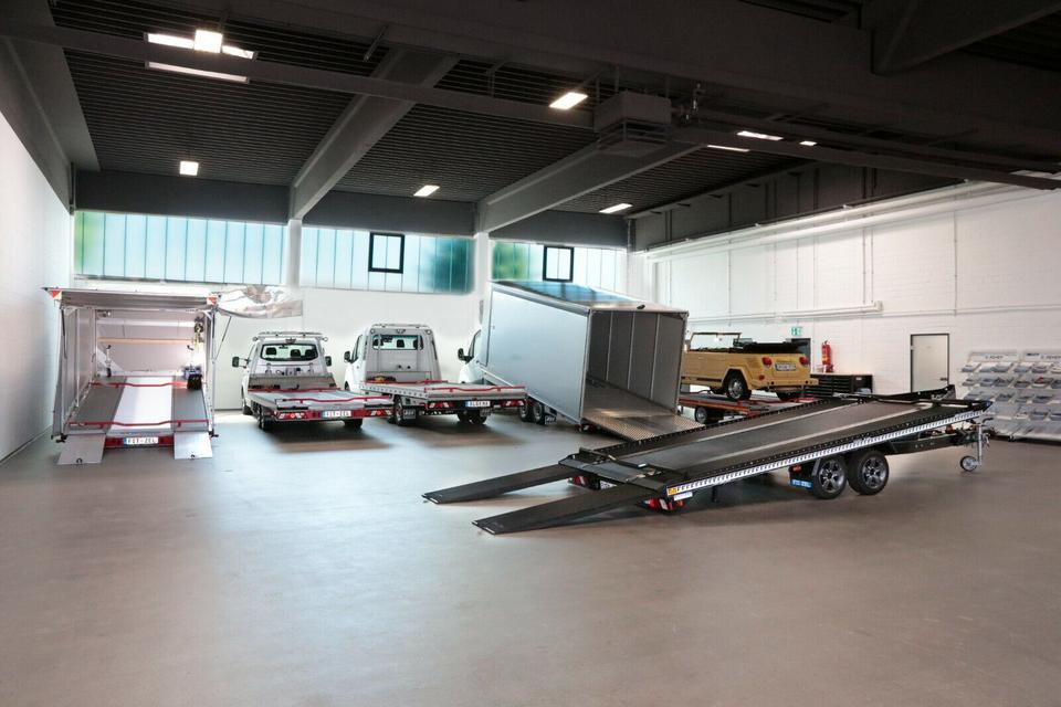 Camião transporte de veículos, Veículo comercial Algema IVECO FESTPLATEAU + Planenaufbau 3,6 to Nutzlast: foto 18