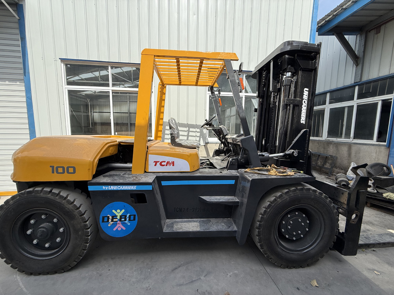 TCM FD100QCK - Empilhador: foto 1 TCM FD100QCK - Empilhador: foto 1