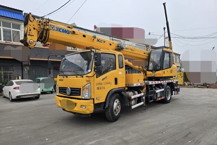 XCMG XCT8L5 - Grua móvel: foto 1 XCMG XCT8L5 - Grua móvel: foto 1