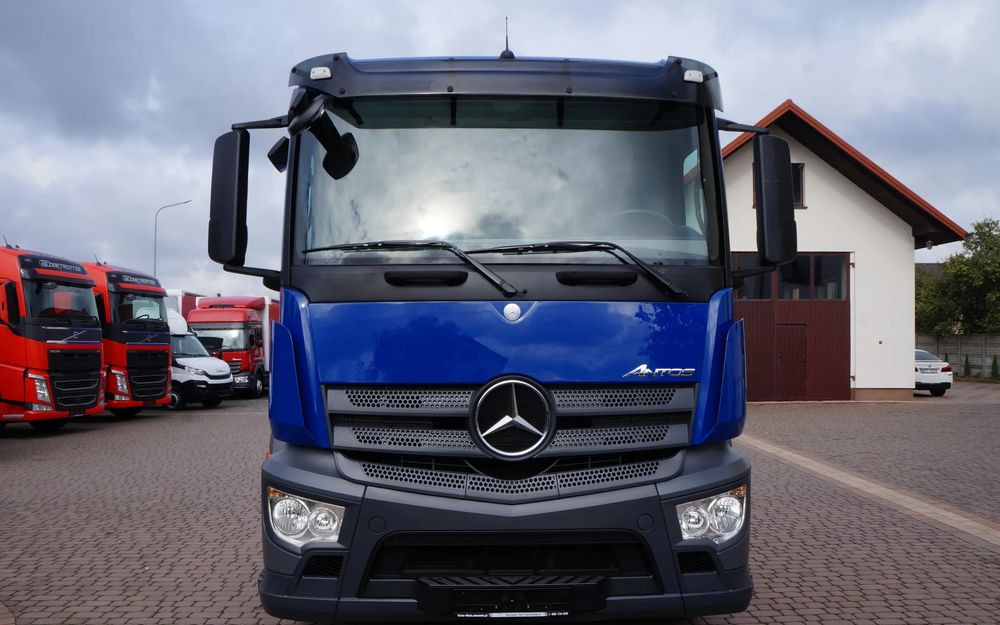 Mercedes-Benz ANTOS 1824 ACTROS EURO 6 RAMA DO ZABUDOWY ROZSTAW OSI 3.80M ANTOS 1830 1827 - Camião chassi: foto 2 Mercedes-Benz ANTOS 1824 ACTROS EURO 6 RAMA DO ZABUDOWY ROZSTAW OSI 3.80M ANTOS 1830 1827 - Camião chassi: foto 2