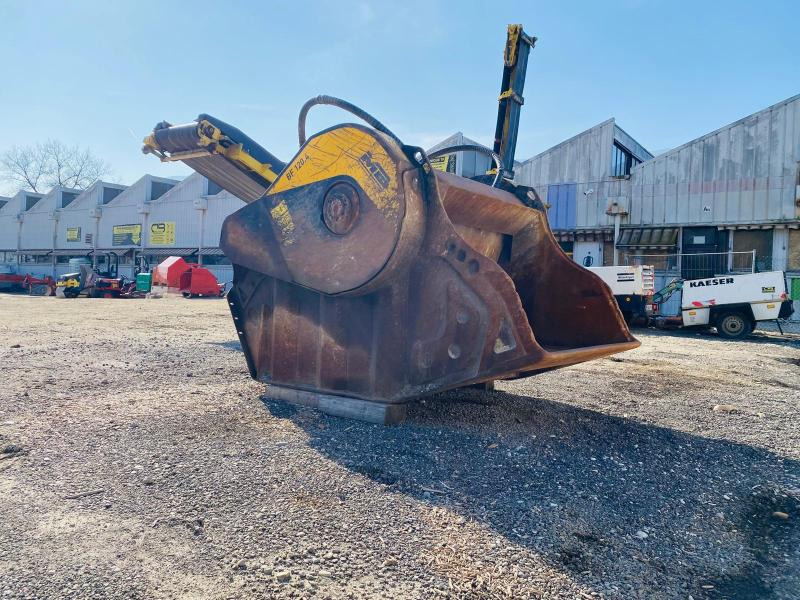 MB BF120.4 S4 Godet concasseur pour pelle de 30T à 45T - Balde para Máquina de construção: foto 3 MB BF120.4 S4 Godet concasseur pour pelle de 30T à 45T - Balde para Máquina de construção: foto 3