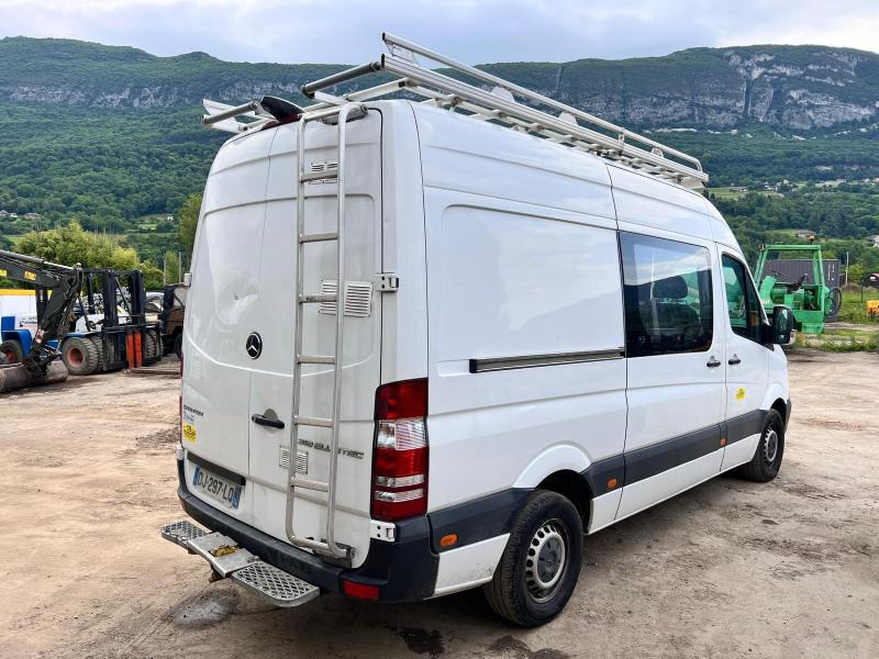 Mercedes SPRINTER 2 V6 3L 190cv - Furgão, Carrinha cabine dupla: foto 4 Mercedes SPRINTER 2 V6 3L 190cv - Furgão, Carrinha cabine dupla: foto 4