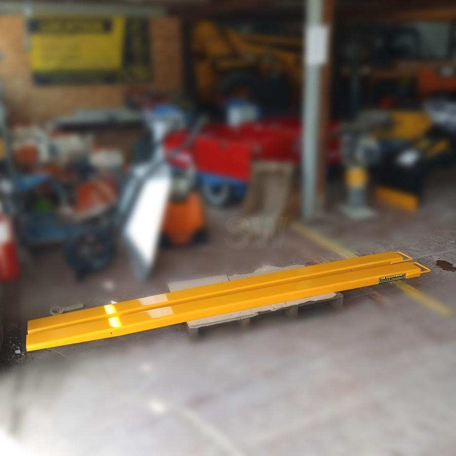 RALLONGES DE FOURCHES 243x11cm 1 PAIRE NEUVE - Garfos para Equipamento de movimentação: foto 3 RALLONGES DE FOURCHES 243x11cm 1 PAIRE NEUVE - Garfos para Equipamento de movimentação: foto 3