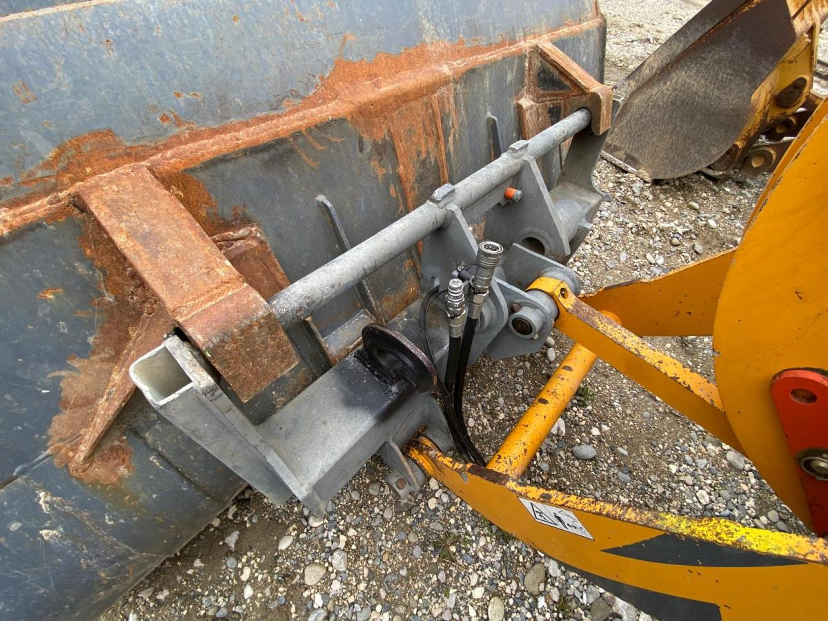 Retroescavadeira VENIERI Tractopelle V8.23D: foto 16