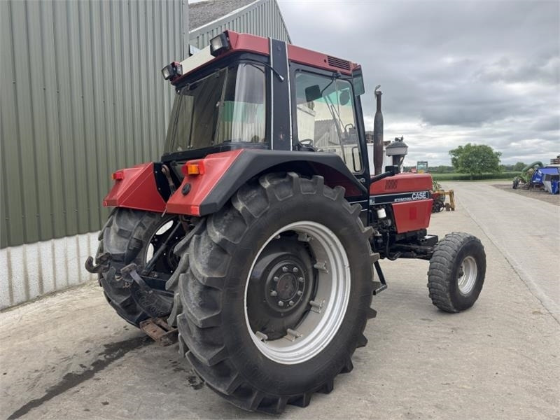 Case IH International Case International 1056XL 2WD - Trator: foto 2 Case IH International Case International 1056XL 2WD - Trator: foto 2