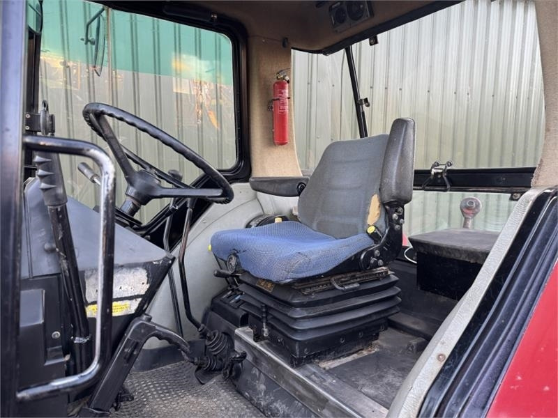 Trator Case International 1056XL 2WD: foto 17