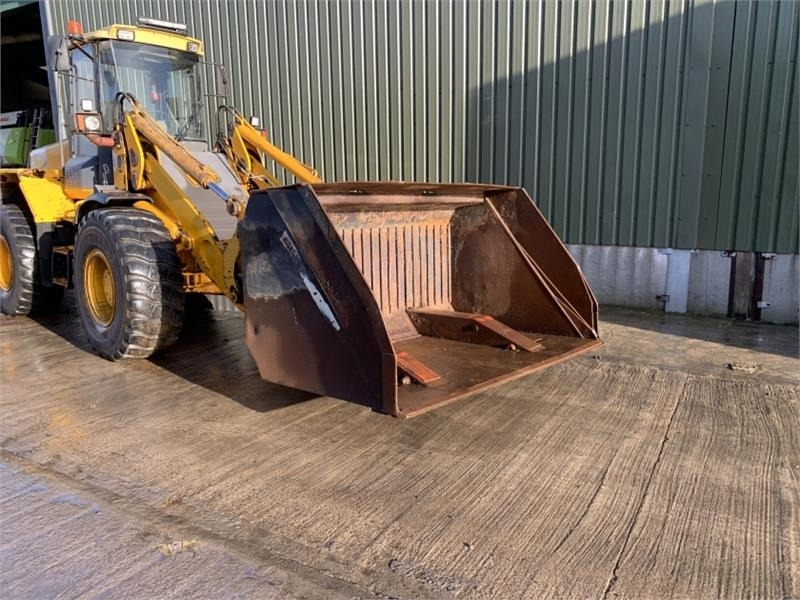 Cherry Products Hy-Tip Toe Tip Bucket  - Caminhão articulado: foto 1 Cherry Products Hy-Tip Toe Tip Bucket  - Caminhão articulado: foto 1