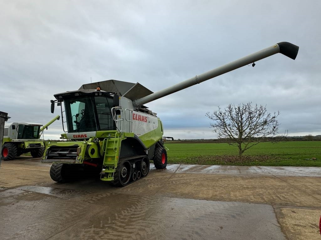 Claas Lexion 600 TT - Ceifeira debulhadora: foto 1 Claas Lexion 600 TT - Ceifeira debulhadora: foto 1