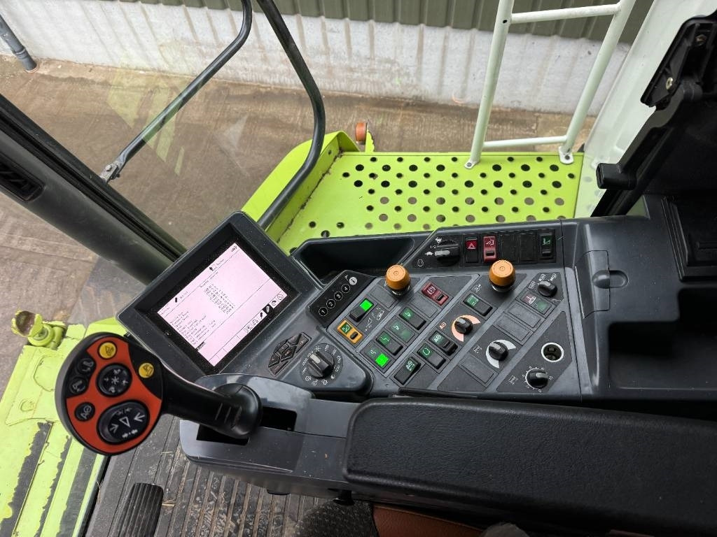 Claas Lexion 600 TT - Ceifeira debulhadora: foto 5 Claas Lexion 600 TT - Ceifeira debulhadora: foto 5