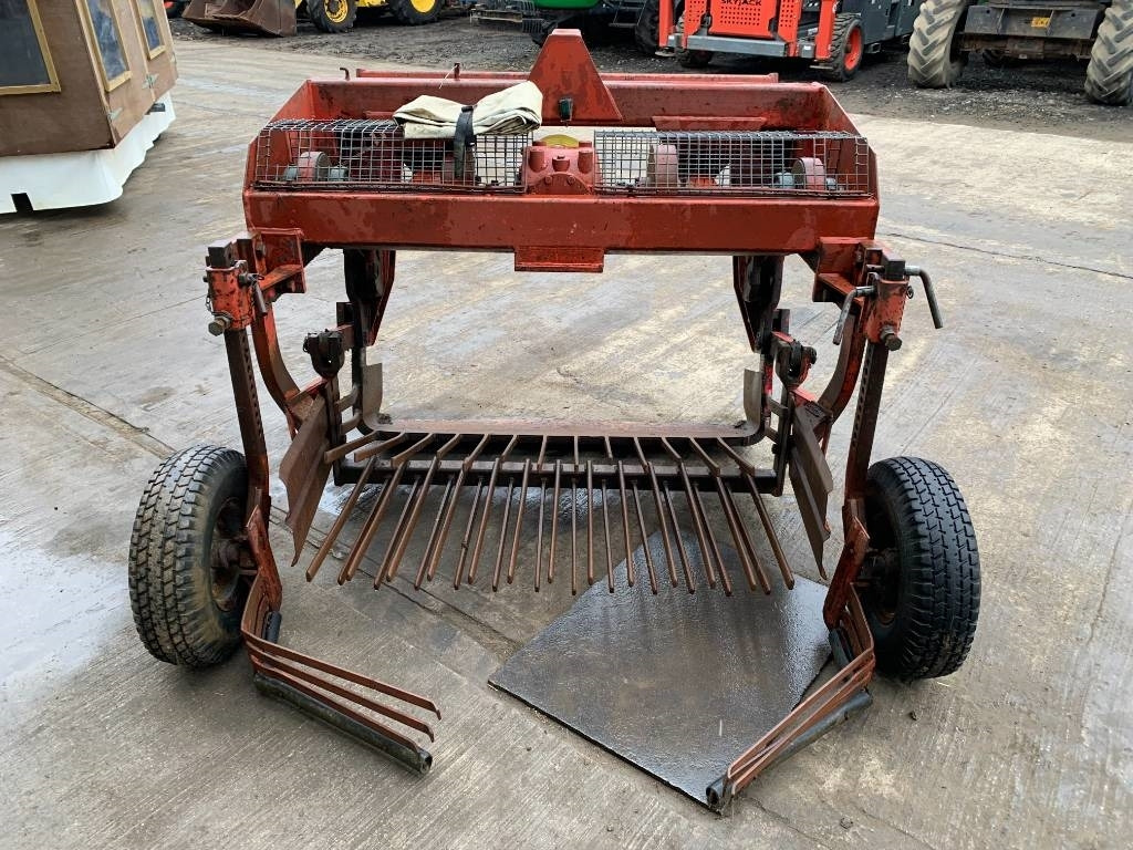 Fobro Super HD Nursery Tree Lifter - Equipamento florestal: foto 4 Fobro Super HD Nursery Tree Lifter - Equipamento florestal: foto 4