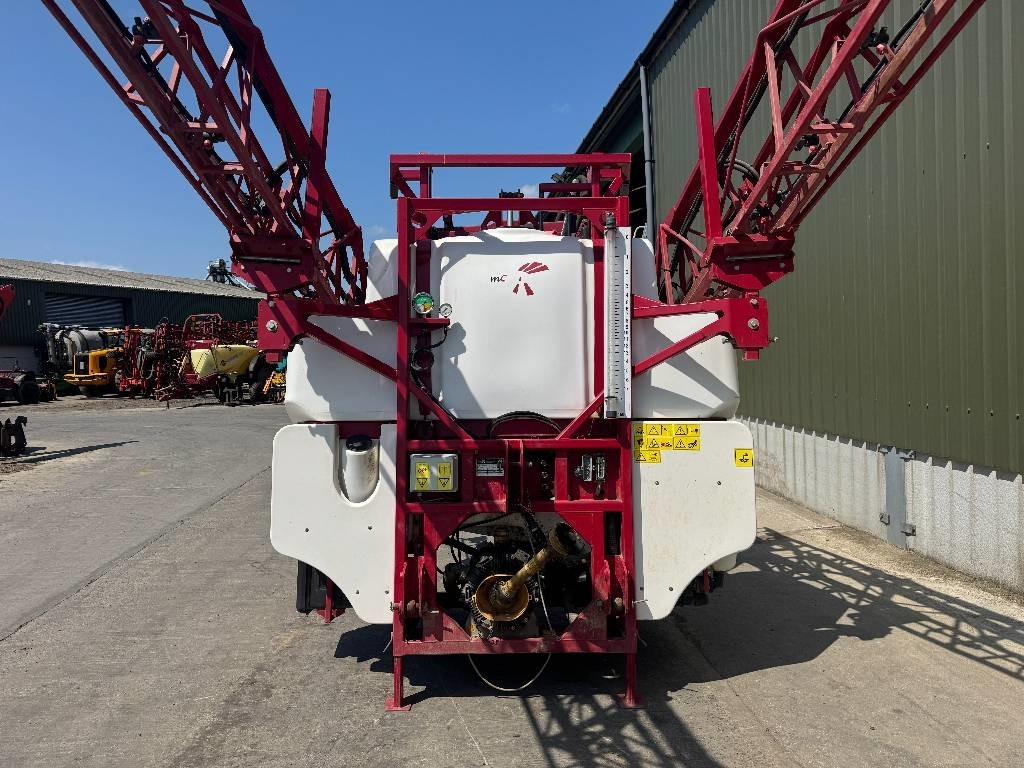 FarmGEM FSE 1600 - Pulverizador montado: foto 4 FarmGEM FSE 1600 - Pulverizador montado: foto 4