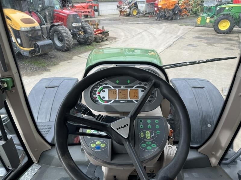 Trator Fendt 828 ECR Vario Profi Plus **Video Below**: foto 18 Trator Fendt 828 ECR Vario Profi Plus **Video Below**: foto 18