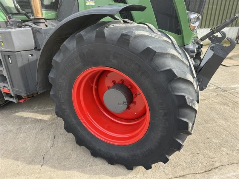 Trator Fendt 828 ECR Vario Profi Plus **Video Below**: foto 8 Trator Fendt 828 ECR Vario Profi Plus **Video Below**: foto 8