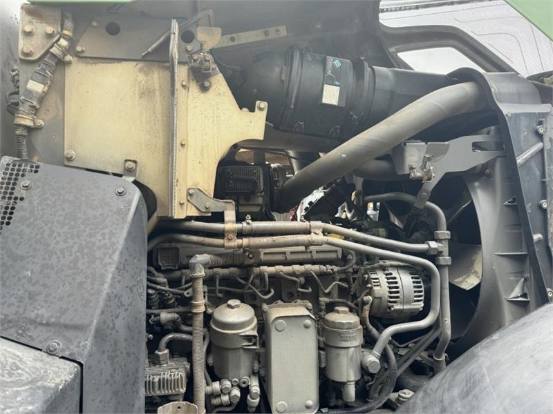 Trator Fendt 828 ECR Vario Profi Plus **Video Below**: foto 11 Trator Fendt 828 ECR Vario Profi Plus **Video Below**: foto 11