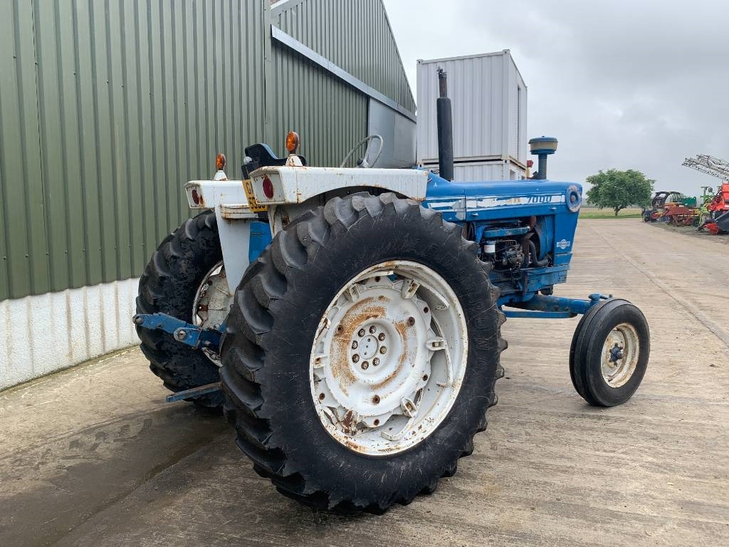 Ford 7000 - Trator: foto 4 Ford 7000 - Trator: foto 4