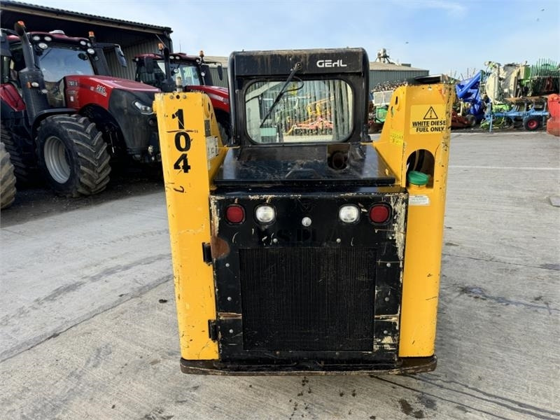 Gehl R165 Skid Steer - Mini pá carregadora: foto 3 Gehl R165 Skid Steer - Mini pá carregadora: foto 3