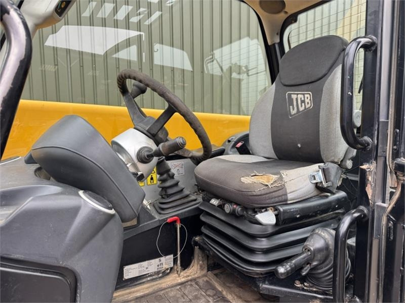 Empilhador telescópico JCB 535-60 Farm Special Super: foto 13 Empilhador telescópico JCB 535-60 Farm Special Super: foto 13