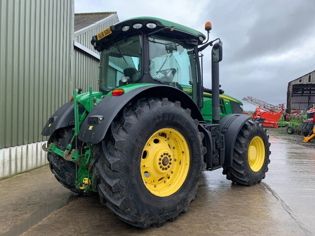 John Deere 7230 R - Trator: foto 3 John Deere 7230 R - Trator: foto 3