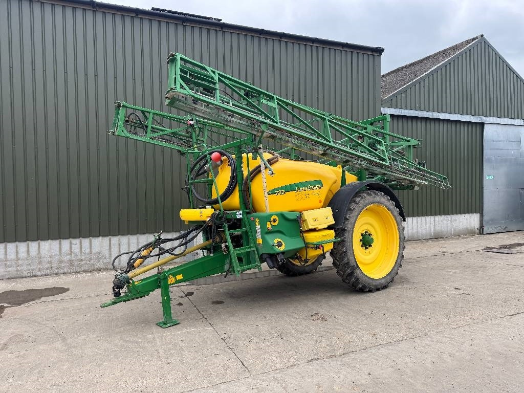 John Deere 732 Trailed Sprayer - Pulverizador de arrastar: foto 1 John Deere 732 Trailed Sprayer - Pulverizador de arrastar: foto 1