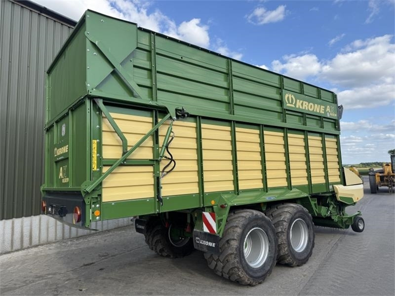 Krone Krone AX 310 HL Forage Wagon - Autocarregadora: foto 2 Krone Krone AX 310 HL Forage Wagon - Autocarregadora: foto 2