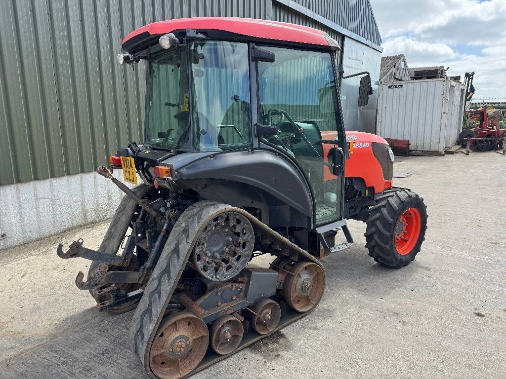 Kubota M8540 Narrow Half Track - Trator: foto 4 Kubota M8540 Narrow Half Track - Trator: foto 4